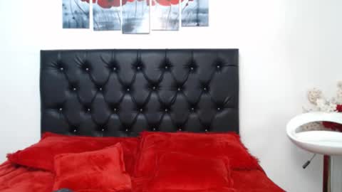 pinky_f00x online show from 11/07/25, 08:09