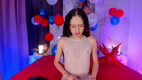 Snapshot of pinky_peach_ chatting on 07/06/26, 05:15 Peachy online show from 07/06/26, 05:15