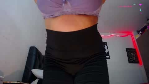 VIOLETA LOPEZ online show from 04/19/26, 12:00