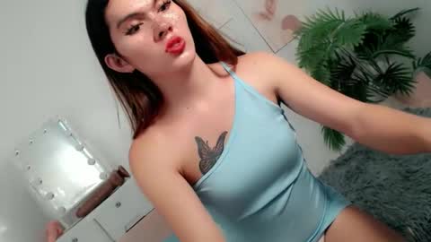 pinky_web03 online show from 12/05/25, 12:30