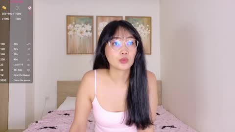 Polly online show from 04/14/26, 09:04