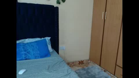 Snapshot of pinkysmiles chatting on 12/09/24, 01:24 Pinky online show from 12/09/24, 01:24