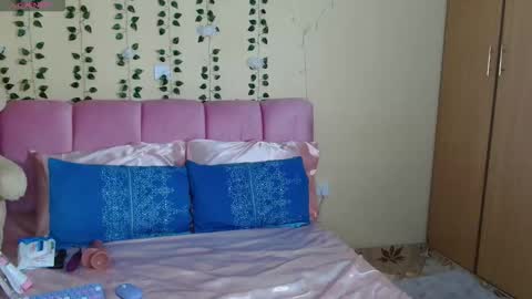 Pinky online show from 03/14/26, 01:55