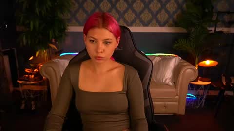 pinkytrix online show from 05/17/26, 05:31