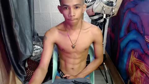 Snapshot of pinoy_oyd69 chatting on 07/08/26, 01:21 pinoy_oyd69 online show from 07/08/26, 01:21