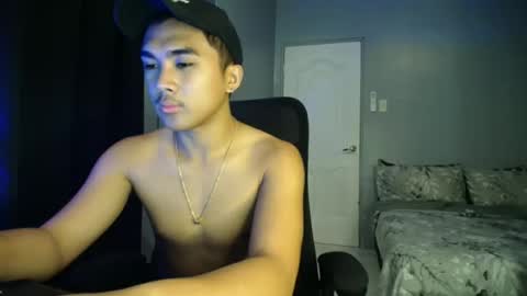 Adrianne online show from 09/27/25, 01:43