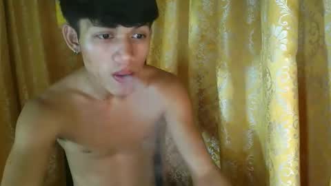 Snapshot of pinoyhotprincexxx chatting on 11/22/25, 10:14 pinoyhotprincexxx online show from 11/22/25, 10:14