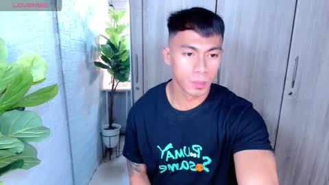 Snapshot of pinoymilker chatting on 01/07/26, 12:51 ethan online show from 01/07/26, 12:51