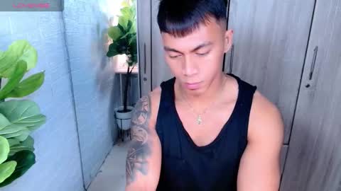 Snapshot of pinoymilker chatting on 01/08/26, 01:02 ethan online show from 01/08/26, 01:02