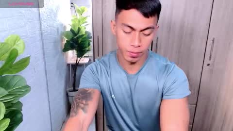 Snapshot of pinoymilker chatting on 01/12/26, 04:39 ethan online show from 01/12/26, 04:39