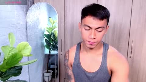 Snapshot of pinoymilker chatting on 02/07/26, 04:27 ethan online show from 02/07/26, 04:27