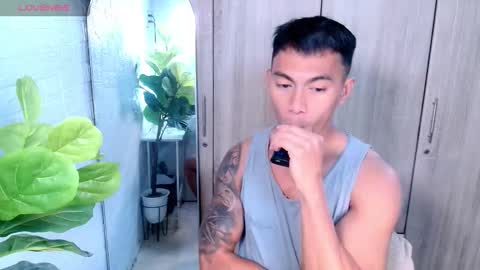 Snapshot of pinoymilker chatting on 02/23/26, 04:21 ethan online show from 02/23/26, 04:21