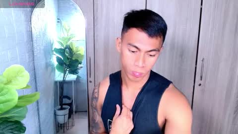 Snapshot of pinoymilker chatting on 02/26/26, 03:11 ethan online show from 02/26/26, 03:11