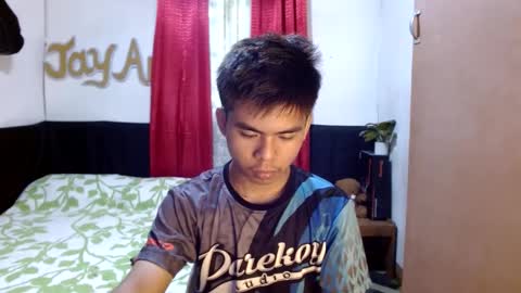 Snapshot of pinoymonstercock_xx chatting on 02/04/25, 03:44 WIN WIN  JAY AR online show from 02/04/25, 03:44