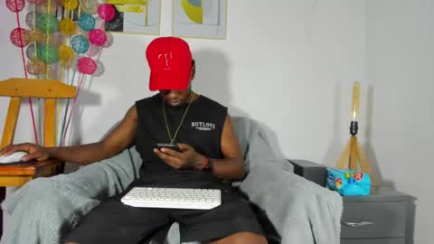 P I P E - M O NS T E R C O C K online show from 05/12/26, 07:22