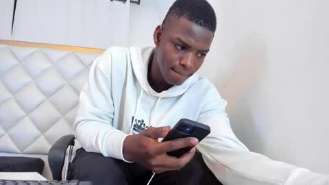 P I P E online show from 02/16/26, 12:01