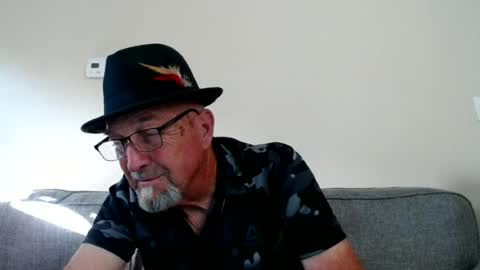 Snapshot of pipewizard chatting on 06/16/26, 11:18 pipewizard online show from 06/16/26, 11:18