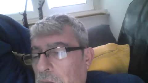 pipi2704 online show from 01/01/25, 09:07