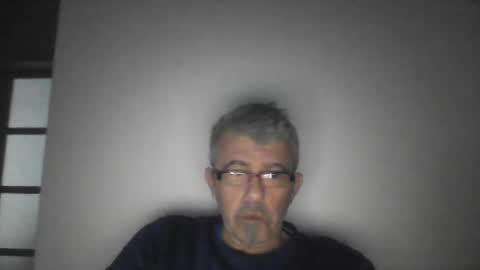 pipi2704 online show from 01/11/25, 07:06