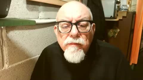 Snapshot of pippetta1 chatting on 11/08/25, 08:03 pippetta1 online show from 11/08/25, 08:03