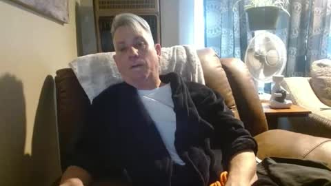 Snapshot of pirate334 chatting on 12/27/24, 05:16 pirate334 online show from 12/27/24, 05:16