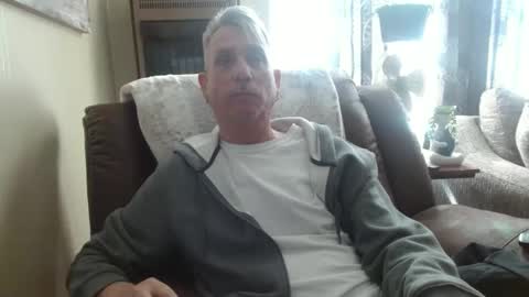 Snapshot of pirate334 chatting on 01/04/25, 07:02 pirate334 online show from 01/04/25, 07:02