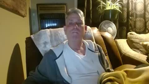 Snapshot of pirate334 chatting on 02/18/25, 05:42 pirate334 online show from 02/18/25, 05:42