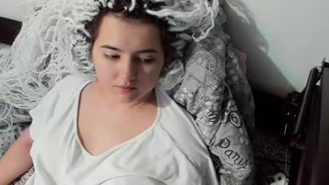 Eugenia online show from 02/02/25, 11:32