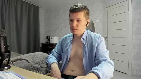 Pierre online show from 05/22/26, 07:37