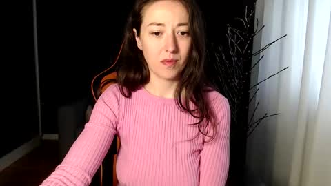 piscesgirl06 online show from 11/19/25, 06:13