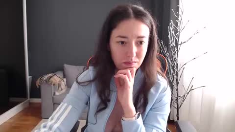 piscesgirl06 online show from 04/11/26, 05:34