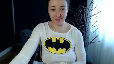 piscesgirl06 online show from 05/12/26, 05:04