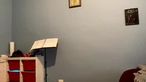 Snapshot of pisellone11078 chatting on 10/30/25, 09:55 pisellone11078 online show from 10/30/25, 09:55