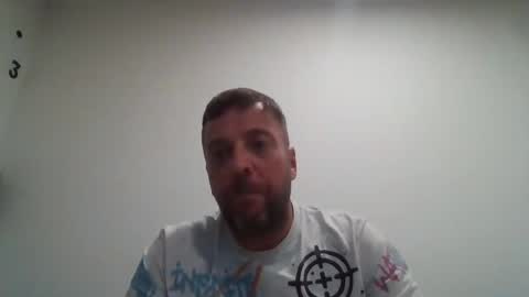 pislezg1 online show from 11/10/25, 11:26