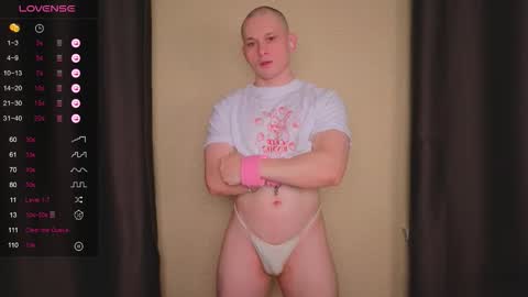 Snapshot of pistonpojizni chatting on 02/02/26, 11:36 STRONGBEAUTY online show from 02/02/26, 11:36