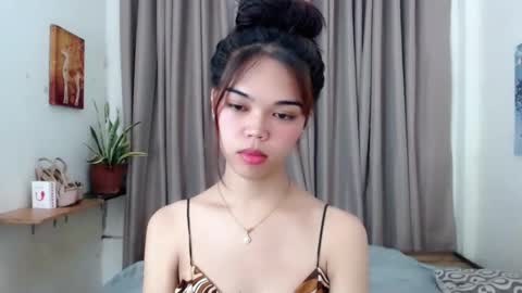 Snapshot of pitchy_pitch chatting on 02/16/26, 06:26 The Girl Named Eyve online show from 02/16/26, 06:26