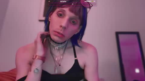 Snapshot of pixie_praxis chatting on 02/08/25, 09:35 pixie_praxis online show from 02/08/25, 09:35