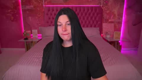 pixiehott online show from 10/17/25, 08:00