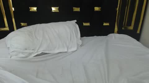 pixietease1 online show from 02/14/26, 06:37