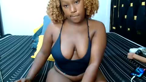 Snapshot of pixietease1 chatting on 07/17/26, 10:25 pixietease1 online show from 07/17/26, 10:25