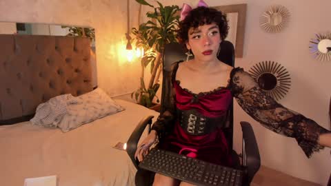 cris online show from 01/21/25, 04:21