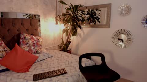 cris online show from 01/27/25, 11:11