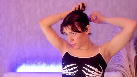 cris online show from 09/15/25, 04:45