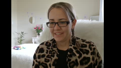 Lynn online show from 12/06/24, 11:33