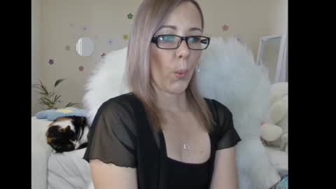 Lynn online show from 01/13/25, 11:52