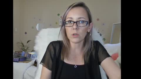 Lynn online show from 01/13/25, 02:53