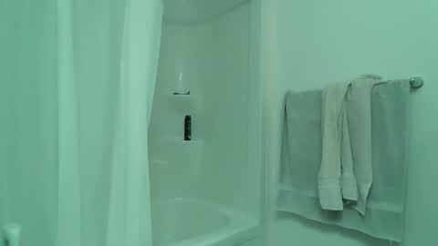 Snapshot of pk069er chatting on 03/04/26, 10:32 pk069er online show from 03/04/26, 10:32