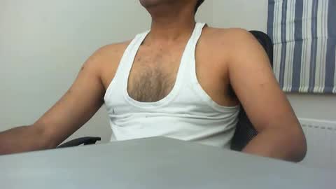 Snapshot of platino3026 chatting on 01/06/25, 10:58 platino3026 online show from 01/06/25, 10:58