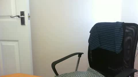 Snapshot of platino3026 chatting on 09/09/25, 08:14 platino3026 online show from 09/09/25, 08:14