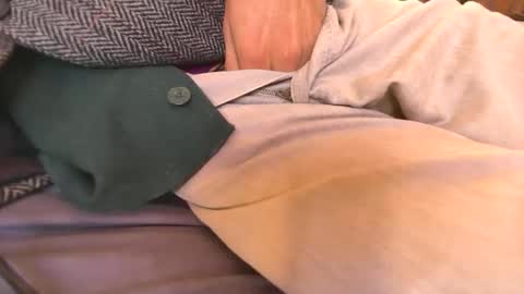 Snapshot of platoniclov chatting on 11/23/25, 09:31 platoniclov online show from 11/23/25, 09:31